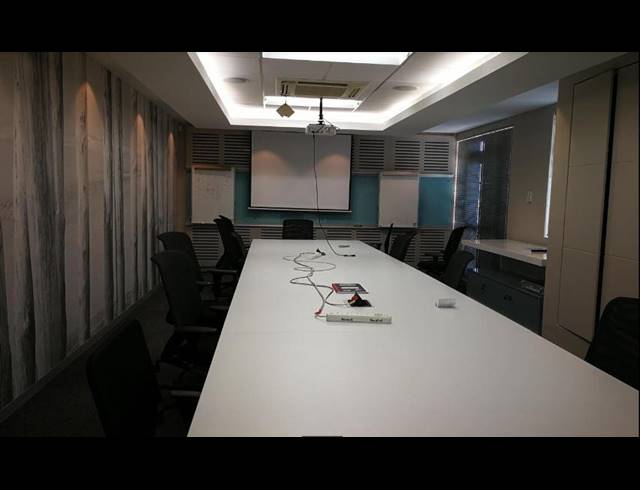 1,130M² OFFICE TO LET IN TYGER VALLEY